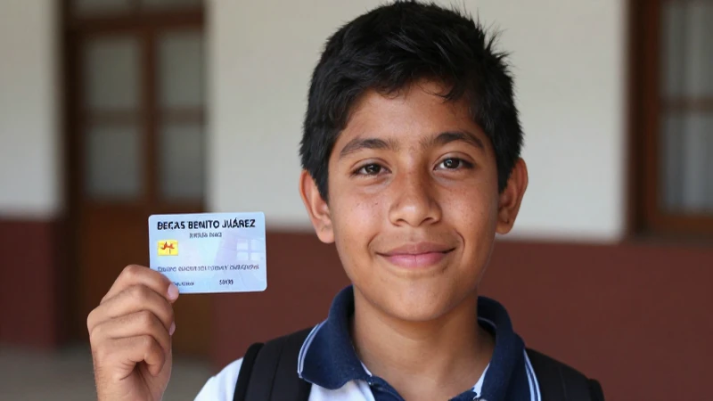 BECAS BENITO JUÁREZ: Cómo OBTENER tu TARJETA en 2026 6 Joven mexicano, con beca, expresión esperanzadora
