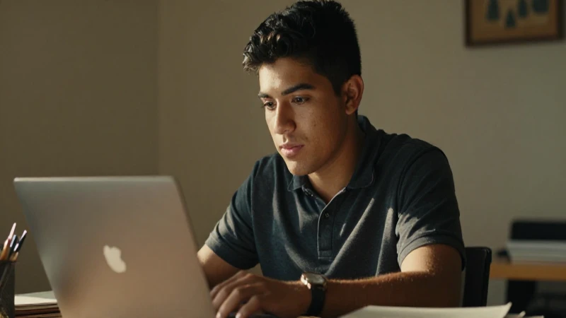 Registro BECAS BENITO JUÁREZ 2026: ¡Descubre cómo! 6 Joven mexicano estudia en un rincón cálido